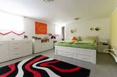 Schlafzimmer Untergeschoss - 