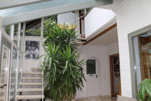 Aufgang zur ersten Etage - 