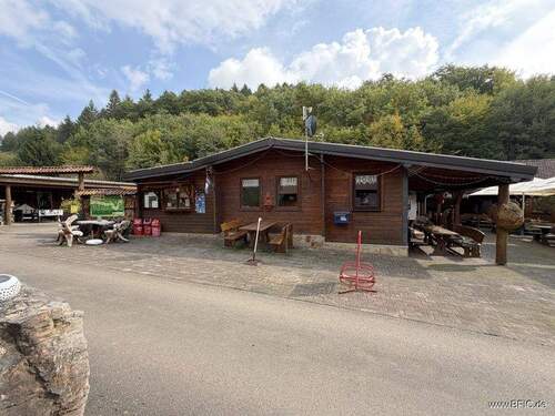 Restaurant und Rezeption - 