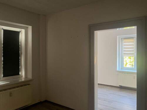 Schlafzimmer - Mehrfamilienhaus, Wohnhaus mit 680,00 m&sup2; in Drebach zum Kaufen