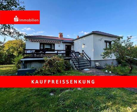 Hausansicht - Wohnen auf einer Ebene mit herrlichem Blick ins Grüne und das am Stadtrand von Erfurt.