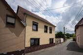 Straßenansicht - 6 Zimmer Einfamilienhaus in Serba