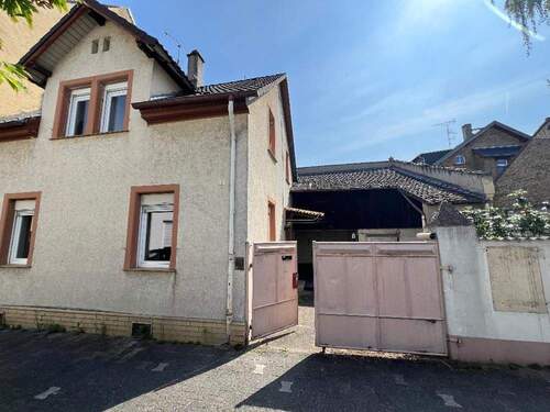 Bild 1 - Charmantes Einfamilienhaus mit Innenhof und Potenzial in Mainz-Mombach