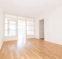 3. Monate KALTMIETFREI !!! Moderne Whg. im DG - große Loggia - Stellplatz u.v.m. - Chemnitz Morgenleite