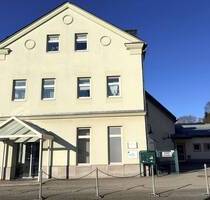Geschäftshaus mit Wohnanteil zum Verkauf - Oelsnitz