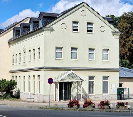 Außenansicht Heppeplatz 2 - 5 Zimmer Büro zum Kaufen in Oelsnitz