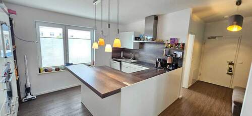 Küche - Moderne, neuwertige und voll möblierte 2-Zimmer-Wohnung am Altstadtrand von Amberg