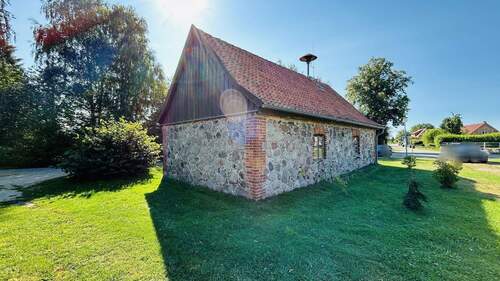 rückseitige Ansicht - Halle zum Kaufen in Schwasdorf