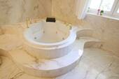 Whirlpoolwanne.JPG - 