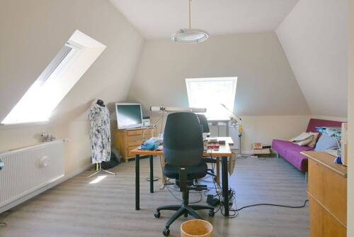 Zimmer, ca. 16,7 m².JPG - 