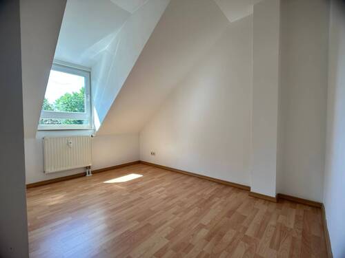 Schlafzimmer - Etagenwohnung mit 40,10 m² in Zwickau zur Miete
