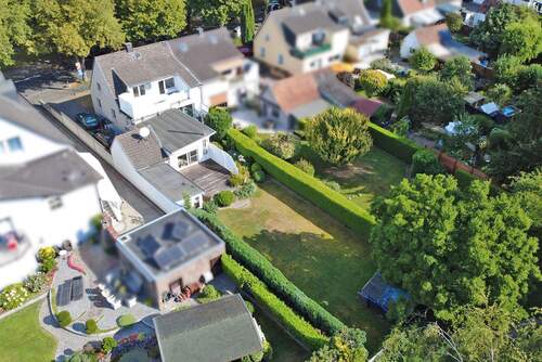 Luftbild Gartenansicht - Teilvermietetes Zweifamilienhaus zwischen Ruhr Park & Innenstadt