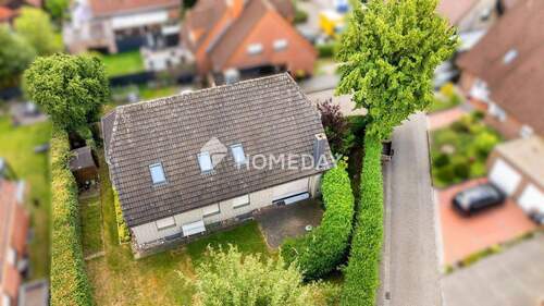 Außenansicht Drohne 7-1 - Familienfreundliches Zweifamilienhaus mit Garten und stabilen Mieteinnahmen