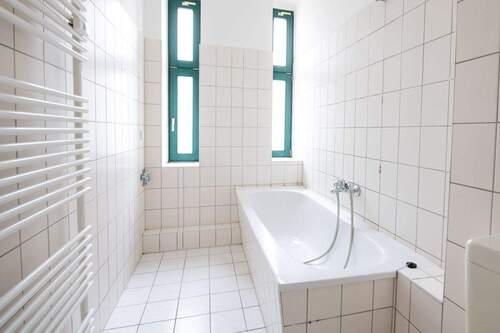 Best_Place_Grünbergerstraße_52_WE11_Bad-9 - 2 Zimmer Etagenwohnung in Berlin