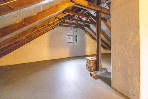 Nicht ausgebauter Dachboden - 