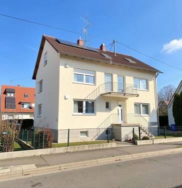 Frontansicht - Gemütliche 4-Zimmer-Wohnung mit Balkon in ruhiger Lage in Bäumenheim