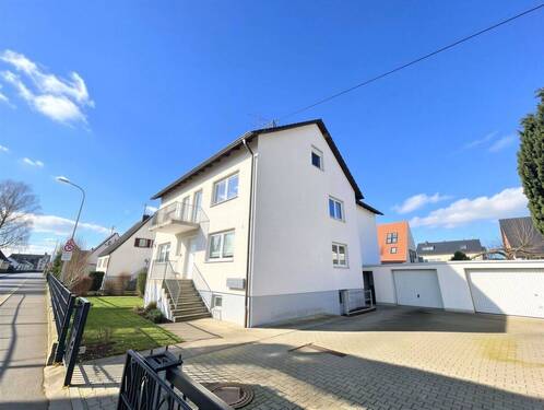 Außen - 4 Zimmer Etagenwohnung zur Miete in Bayern - Asbach-Bäumenheim