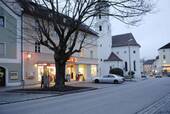 Bild 1 - Schöne 2-Zi-DG-Wohnung mit Einbauküche und kleiner Dachterasse in Bogen Zentrum (1012)