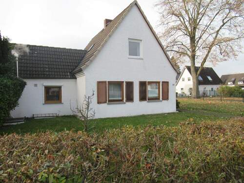 Hausansicht - 4 Zimmer Doppelhaushälfte zum Kaufen in Bremen