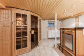Sauna & Bar im Keller - 