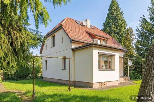 Ansicht Gartenseite - 1930er-Charme trifft auf vielfältige Möglichkeiten - mit großzügigem Garten und Raum für Ideen