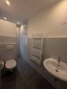 modernes Badezimmer - 