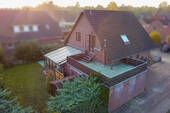 Drohnenaufnahme 1 - Highlights - Einfamilienhaus mit 207,00 m² in Geesthacht zum Kaufen
