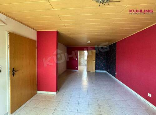 Wohnzimmer mit Zugang zum Schlafzimmer - 