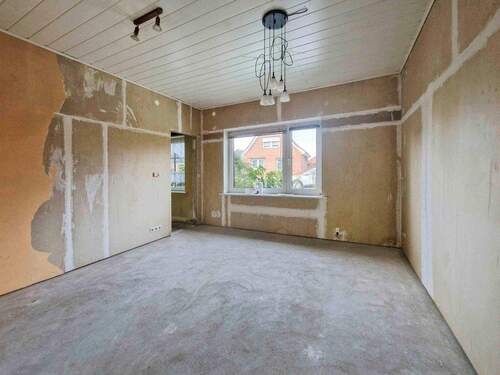 Wohnzimmer im EG - 5 Zimmer Einfamilienhaus in Itzehoe