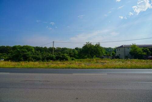 Straßenansicht - Ihr Traumprojekt beginnt hier: vielseitiges Baugrundstück in Pirna!