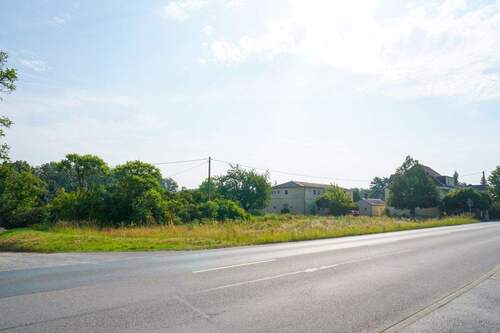 Straßenansicht - Grundstück zum Kaufen in Pirna