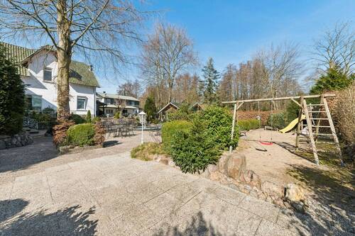 kleiner Spielplatz - 