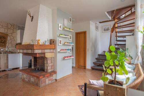 Entreé - 5 Zimmer Doppelhaushälfte in Usingen