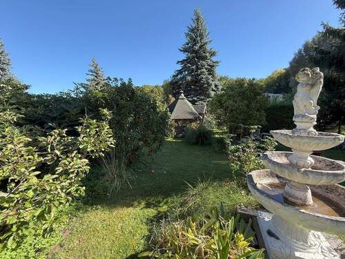 Grüne Idylle mit Grillhaus - 