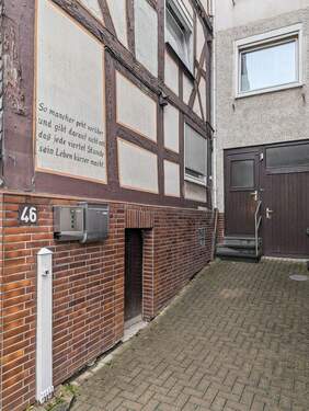 Innenhof - 9 Zimmer Mehrfamilienhaus, Wohnhaus zum Kaufen in Biedenkopf