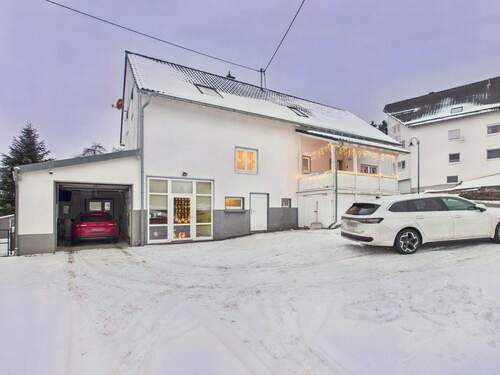 Hofblick - 5 Zimmer Einfamilienhaus zum Kaufen in Molzhain