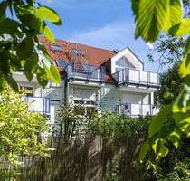 AIGNER - Lichterfülltes Dachgeschoss: Wohnen auf zwei Etagen mit Südterrasse - am Agricola-Park - München Laim
