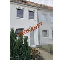 Begehrte Wohnlage in NEU ARSTEN… 5 Zi. Reihenhaus + Carport…div. EXTRAS, Südgarten und Gartenhaus - Bremen