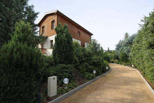 Zufahrt zur Garage - 