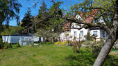 Haus mit Gewäschshaus - 