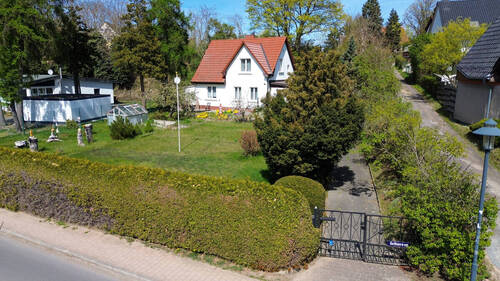 Zufahrt - 