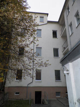 Hausrückseite - 1 Zimmer Etagenwohnung zur Miete in Zwickau-Bahnhofsvorstadt