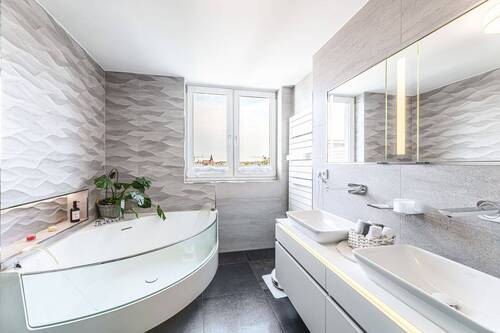 Badezimmer - 4 Zimmer Etagenwohnung in Nürnberg