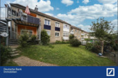 Titelbild - Familienparadies: Zweifamilienhaus mit großem Grundstück und vielseitigen Nutzungsmöglichkeiten in Dortmund Marten!