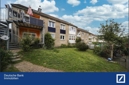 Titelbild - Familienparadies: Zweifamilienhaus mit großem Grundstück und vielseitigen Nutzungsmöglichkeiten in Dortmund Marten!