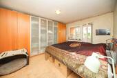 Schlafzimmer 1 OG - 