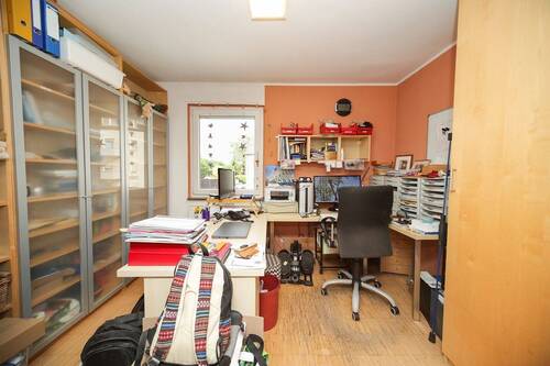 Schlafzimmer 2 OG - 