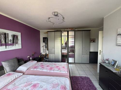 Schlafzimmer 2 - Etagenwohnung mit 87,00 m² in Mönchengladbach zum Kaufen