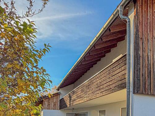 Balkonsicht - 4 Zimmer Etagenwohnung zum Kaufen in Otterfing