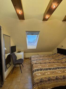 3. Schlafzimmer im Spitzbogen - 